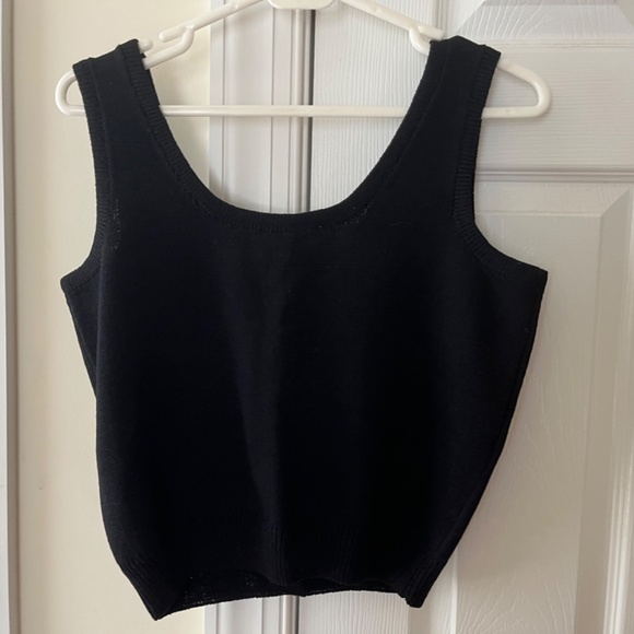 St. John Basics By Marie Grey Santana Tank Top, Small - Picture 3 of 4